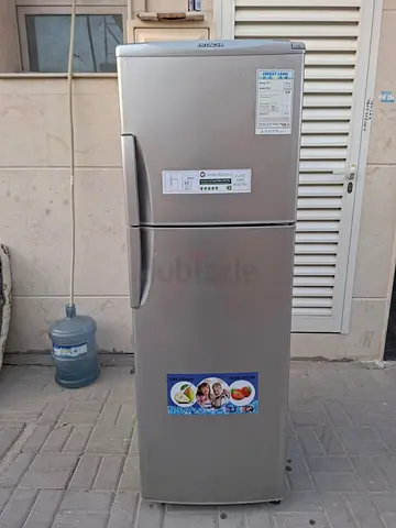 HITACHI FRIDGE, COOLING GREAT