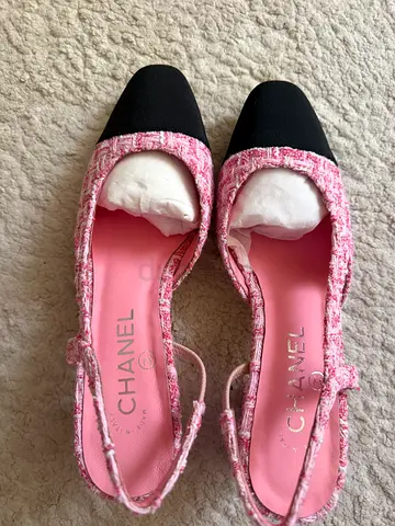 Sandals for sale