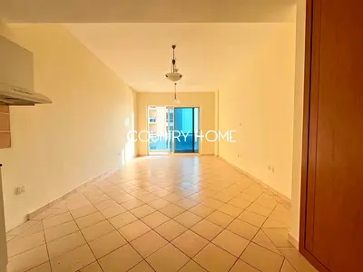 Modern Studio | Great Amenities | Move-In Ready