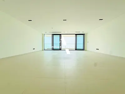 Ultra-Spacious 3BR Master Residence with Skyline Views & Premium Amenities