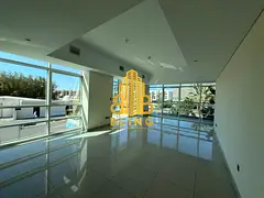 Amazing 4BHK With 2 Parking, Maid Room &amp; Balcony