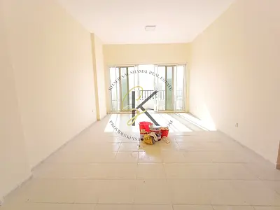 Lavish 2 BHK available in Front of Al Medina shopping centre Neat and clean room for contact Babar