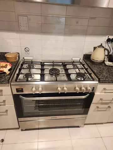 Samsung Brand Latest New Model Full Gas Cooker,  Oven with fan and Grill  Same Like New Condition