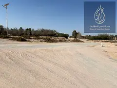 commercial land in AL Belaida 2 , prime location on 97 street .