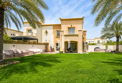 LARGE CORNER PLOT | LAKE VIEW | TYPE 2E