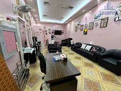 Fully equipped ladies saloon for sale / rent