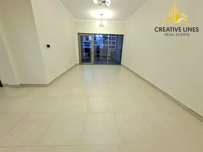 3 Bed Room with Maid Room and Storage Room !! Spacious Layout