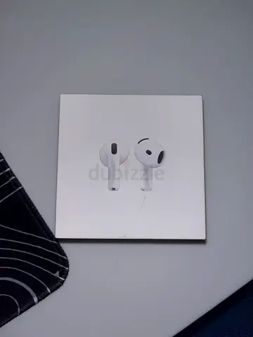 AirPods 4 empty box