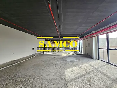2266 SQFT ROADFACING BRAND NEW SHOWROOM AVAILABLE FOR RENT IN AL QUOZ NEAR UMM SUQEIM ROAD