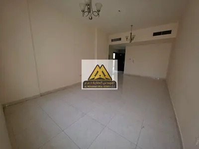 استوديو بمساحة كبيرة جدًا للإيجار السنوي في الحميدية – شارع الجامعة، عجمان استوديو بمساحة كبيرة جدًا أقرب لتقسيم غرفة وصالة،