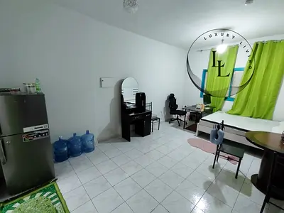 Furnished room is available in 2k with all bills.