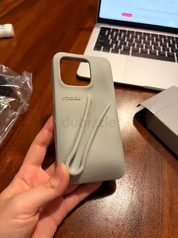 RHODE Silicone phone case for iPhone 16Pro and iPhone 17 (light grey)