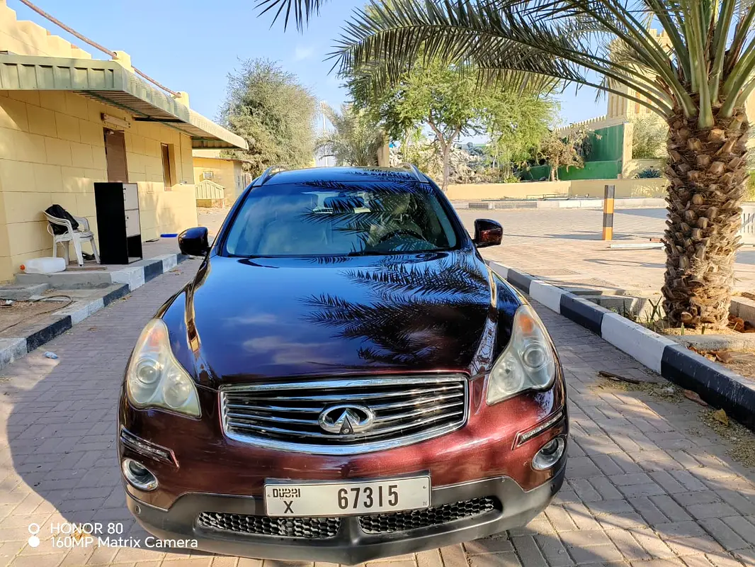 Infiniti QX50 2014 — photo 1 of 8