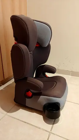 Child Car Seat / Booster with Cup Holder - Good Condition