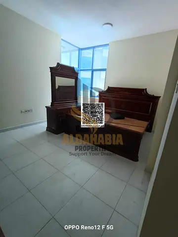 🏢 الموقع: الفالكون – الراشدية 1