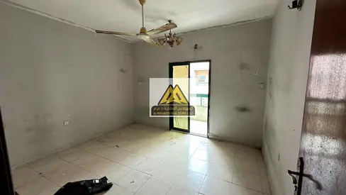 Annual rent – Spacious 3-bedroom apartment in Al Nakheel 1 – Ajman Location: Al Nakheel 1 – close to Gold Souq, Diwan Towers, and Corniche