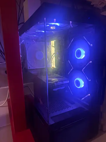 RTX 4070S perfect 1440p gaming PC!