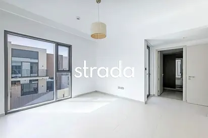 Corner Plot | Internal | Close to park