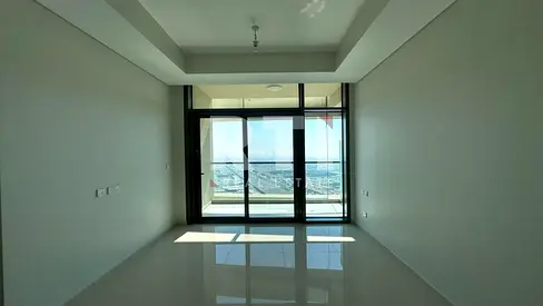 Prime Location | Unfurnished | Hight Floor