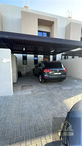 95k 1 Payment 3Bedroom Middle Well Maintained