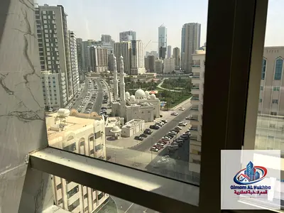 غرفتين وصالة للإيجار في المجاز 3 مع مسبح وجيم وباركينج وحمامين موقع مميز قريب الكورنيش والبحيرة وبدفعات ميسرة 55 ألف سنوياً