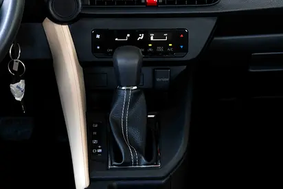 2023 Toyota YARIS — фото 16
