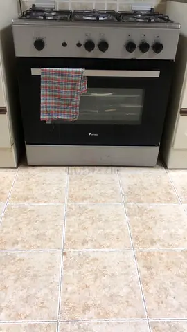 Used Freestanding Gas Cooker with Oven - Stainless Steel