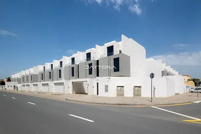BRAND NEW 5BR + MAID | PRIVATE LIFT | G+2 | PRIME LOCATION