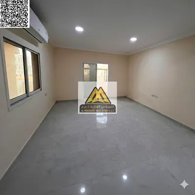 غرفة ماستر | بلكونة اطلالة ممتازة | مساحات واسعة جدا | تكييف مركزي | شقة جديدة ثاني ساكن