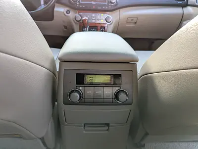 2010 Toyota HIGHLANDER 照片 16