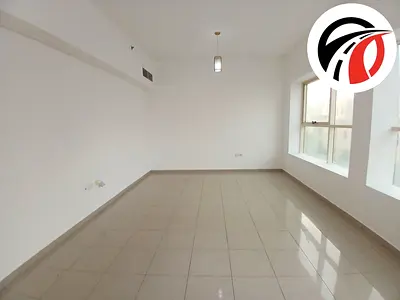 SPACIOUS 1BHK AVAILABLE BIG HALL CLOSE TO FAMILY POND PARK