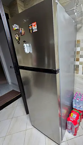 Midea Top Mount Refrigerator with Inverter Active-C Fresh - 338 L