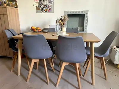 Furnitures