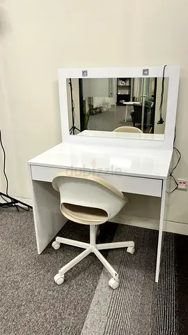 White Vanity Table (130cm height)