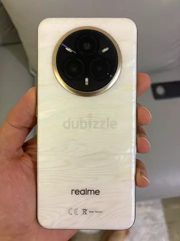 Realme 14 pro plus + 5G smartphone - 3 rear cameras, white pearl finish (good condition)
