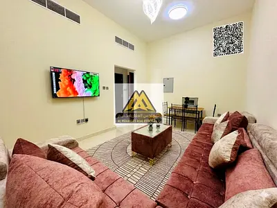 غرفتين وصالة نضيفة جدا فرش جديد بالكامل | الغرف ماستر بالكامل | الشقة بها 3 حمامات | موقع مميز وسهل المخرج للشارقة ودبي