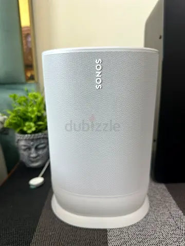 Sonos move White Smart Speaker (Alexa/Google compatible) - Good condition