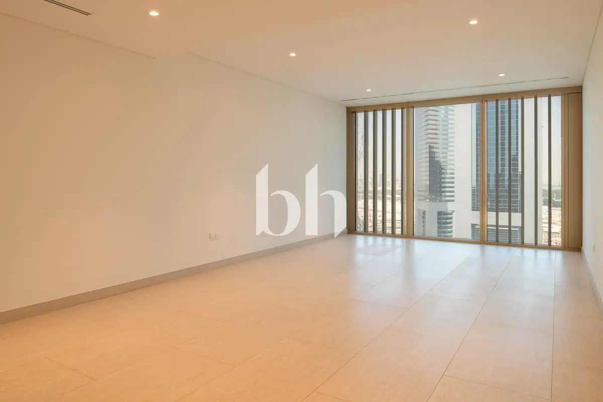 City Tower Studio | Bright layout | Prime location