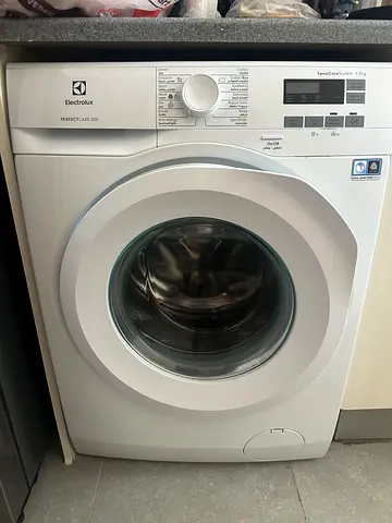 Electrolux front-load washing machine - 7kg, perfect care 600, good condition