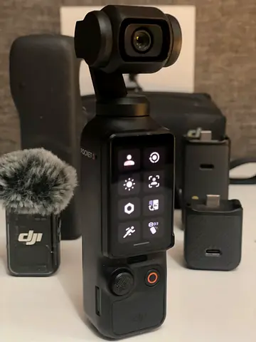DJI Osmo Pocket 3 Creator Combo – Like New – Full Set For sell