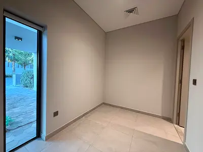 Prime Location | Back to Back | Negotiable