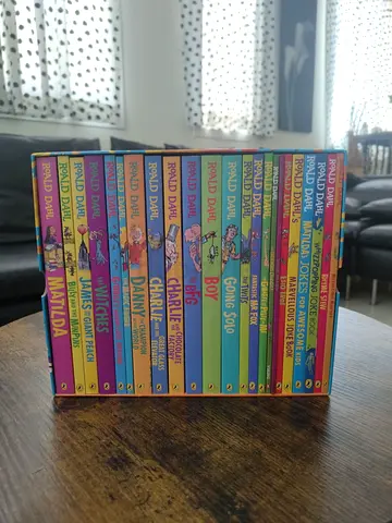 Set of 23 - Roald Dahl Paperback Books
