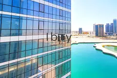 Fully Fitted Kitchen | Canal View | Vacant