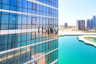 Fully Fitted Kitchen | Canal View | Vacant