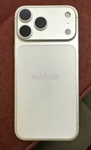 iPhone 17 Pro Max 1TB Silver - TDRA - Used Like New 103 Cycle Count