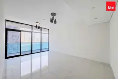 Canal View | Closed Kitchen | Large Layout