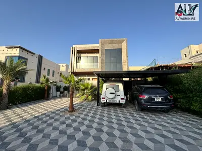 للبيع فيلا شامله كهرباء ومياه ومكيفات وفرش بموقع مميز قريبه من جميع الخدمات تملك حر
