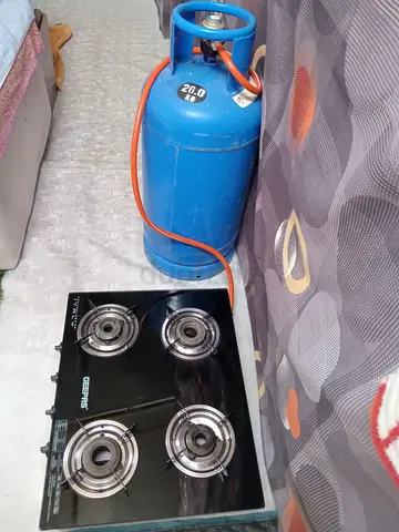 Geepas Four Burners Gas Stove with Medium Adnoc Gas Cylinder