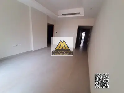 Brand new apartment with excellent specifications and a modern design, offering an open view of the main street. Suitable for families and boasting a