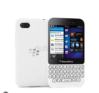 White BlackBerry Q5 - Good Working Condition with QWERTY Keyboard never used since bought .